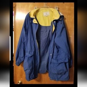 London fog Xlr rain windbreaker type coat